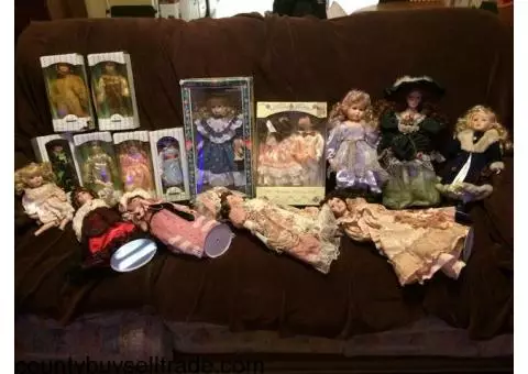 25 China Dolls